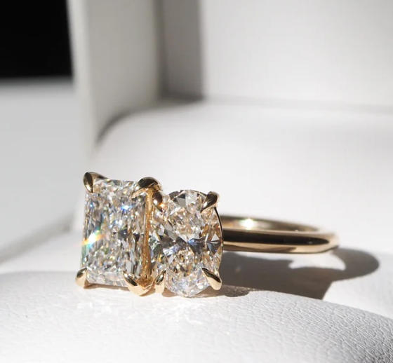 14K Gold Oval Toi Et Moi Lab Diamond Ring - Amrrutam Jewellery