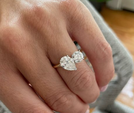 14K Gold Noah Toi Et Moi Lab Diamond Ring - Amrrutam Jewellery