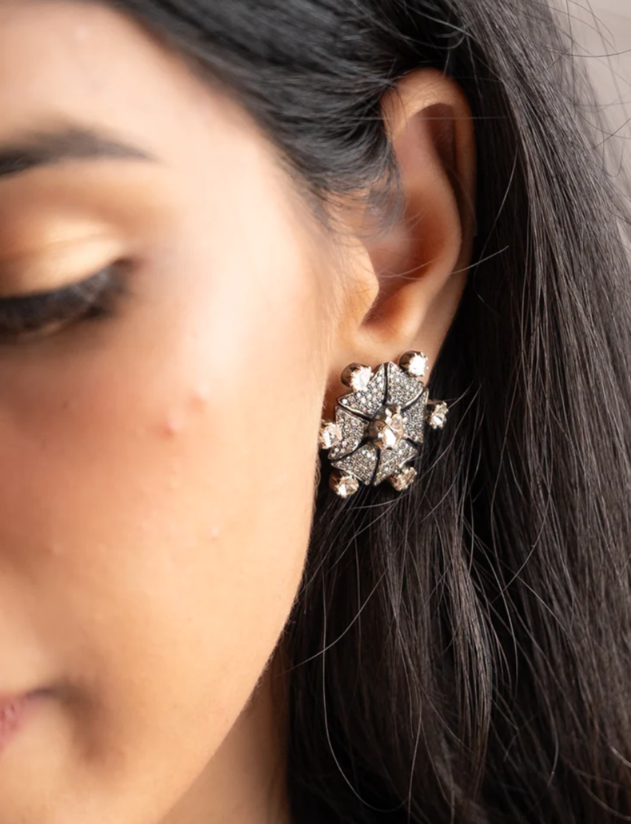 925 Silver Vintage Star Uncut Diamond Stud Earrings - Amrrutam Jewellery