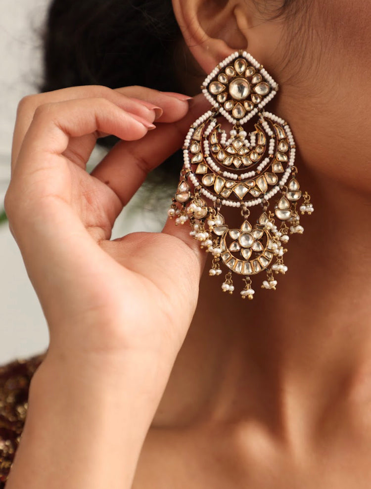 925 Silver Bavara Saundh Chandbali Earring - Amrrutam 