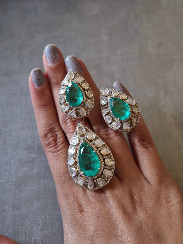 925 Silver Pear Emerald CZ Ring - Amrrutam 