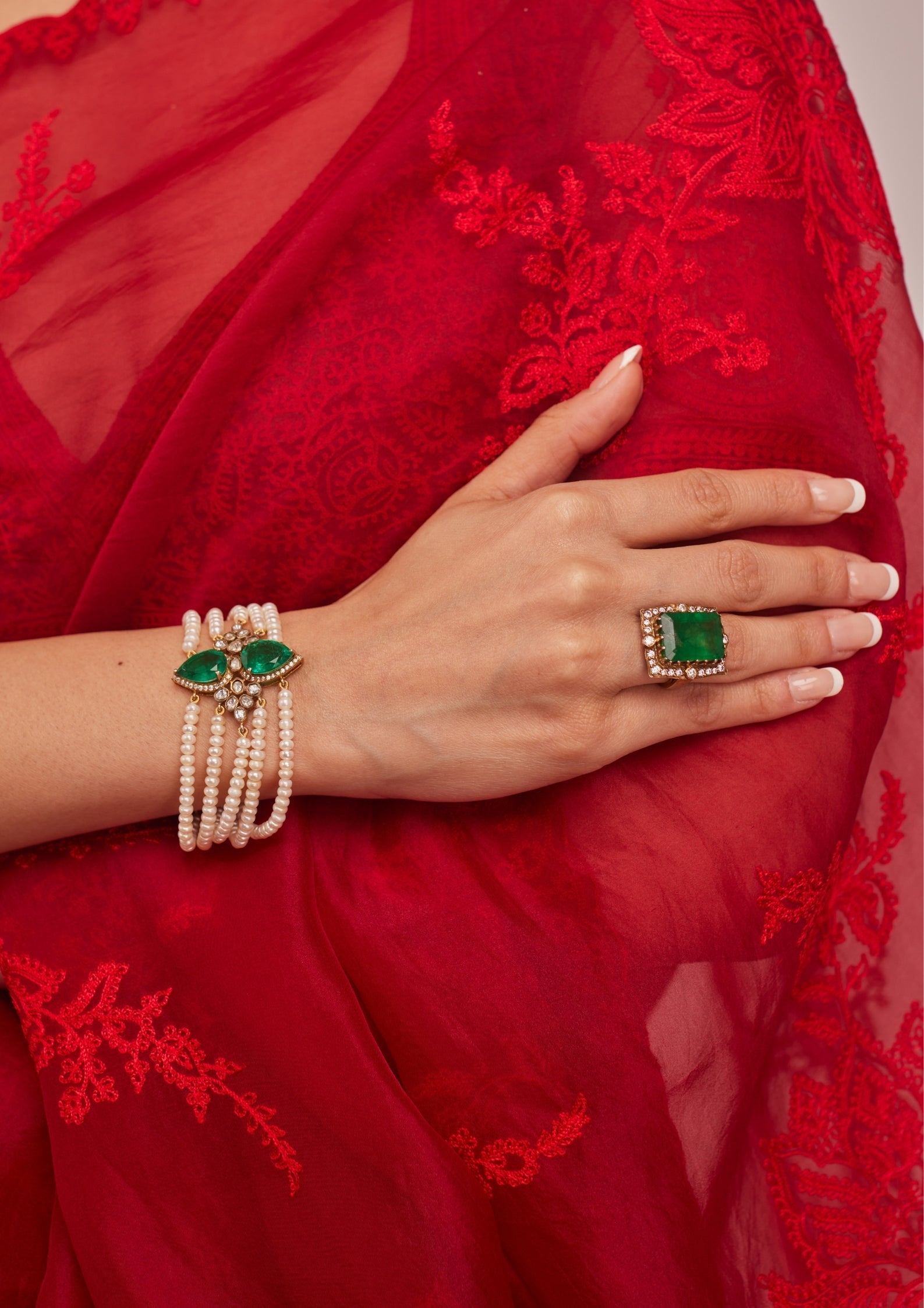 925 Silver Bagiya Emerald Ring - Amrrutam