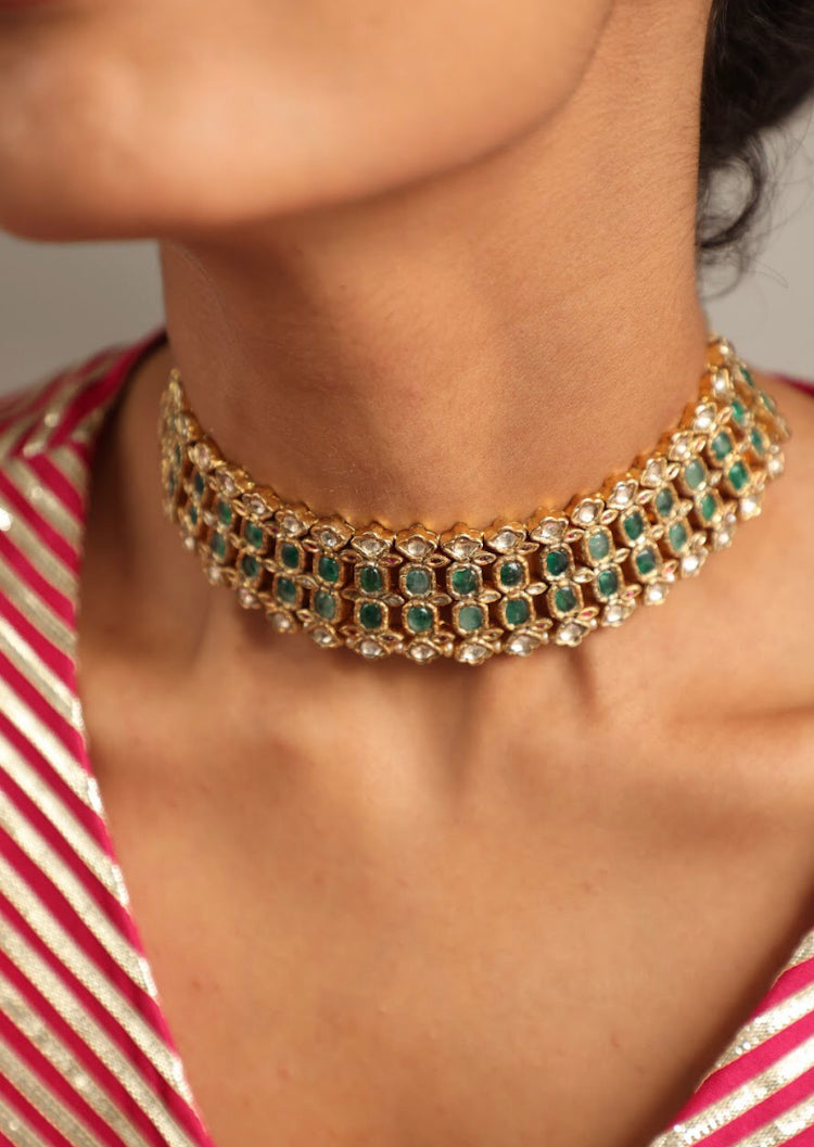 925 Silver Chatrala Emerald Wedding Choker Necklace - Amrrutam 