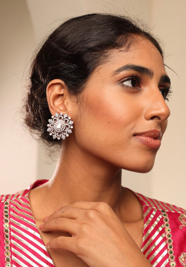 925 Silver Amarta CZ Stud Earring - Amrrutam 