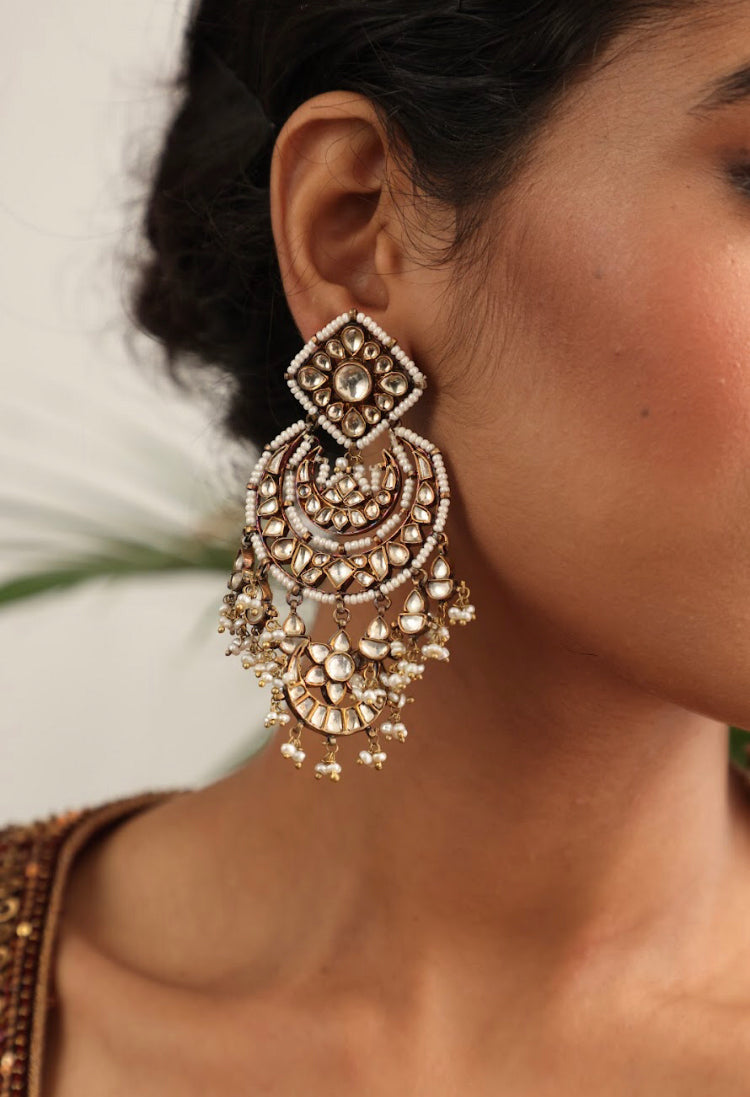 925 Silver Bavara Saundh Chandbali Earring - Amrrutam 