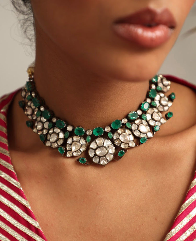 925 Silver Modern Victorian Emerald Polki Choker Necklace - Amrrutam 