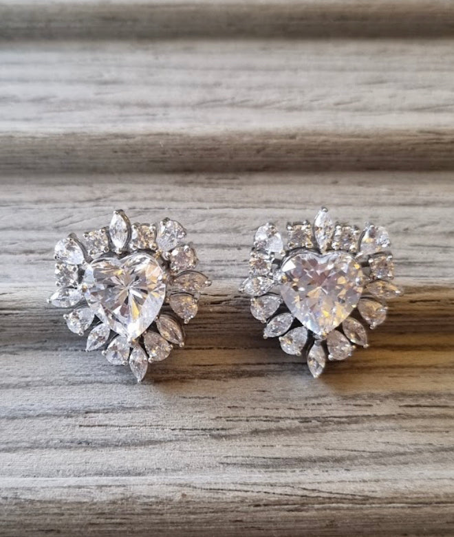 925 Silver Millie CZ Heart Stud Earrings - Amrrutam 