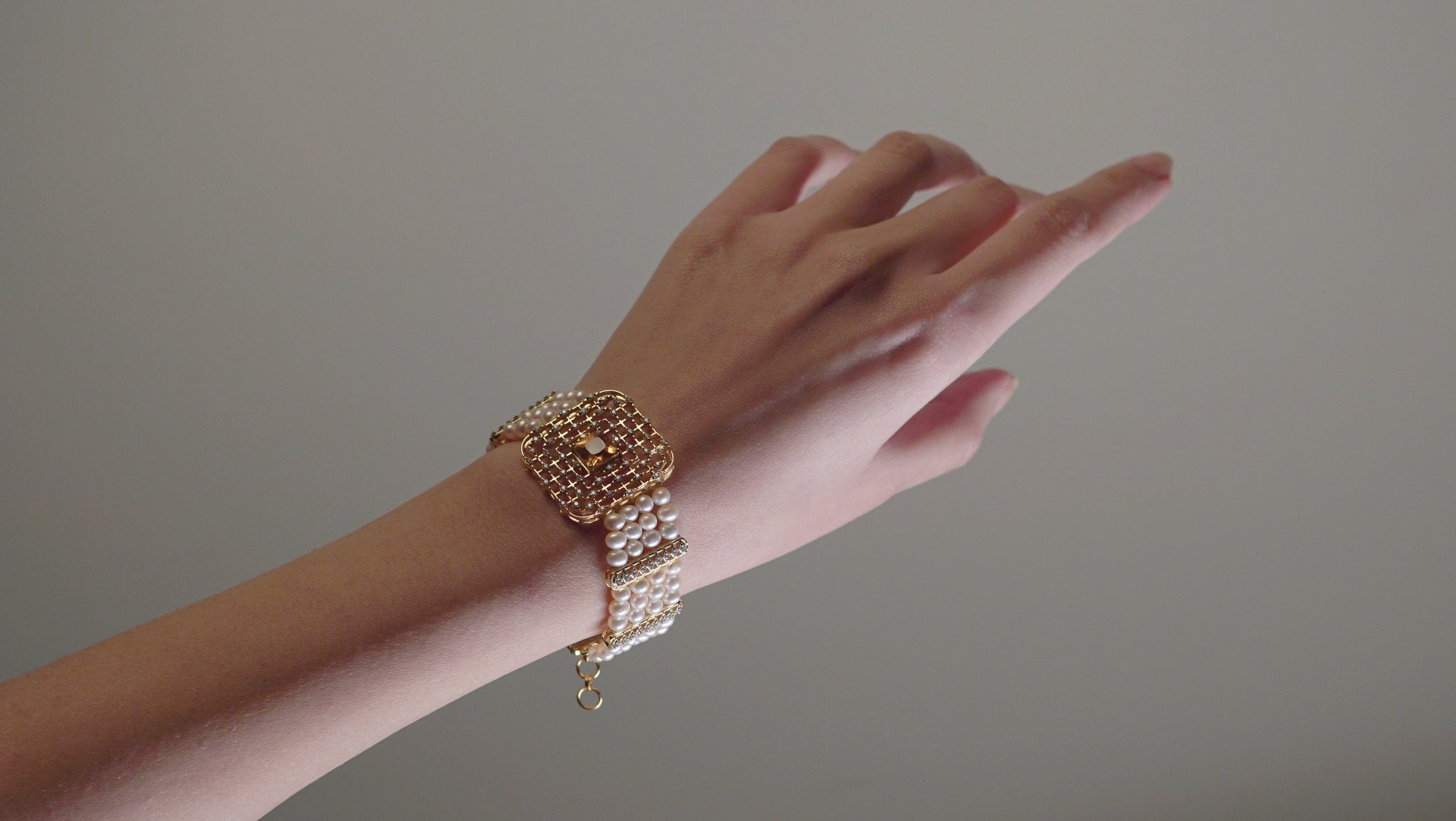 INSPIRIT MAZE BRACELET - Amrrutam