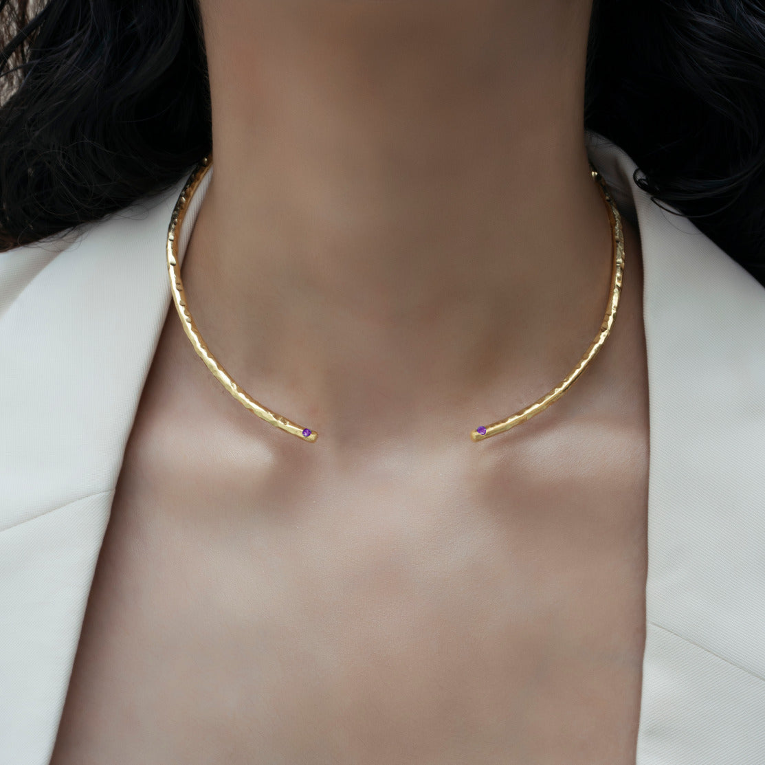 modern choker necklace for women