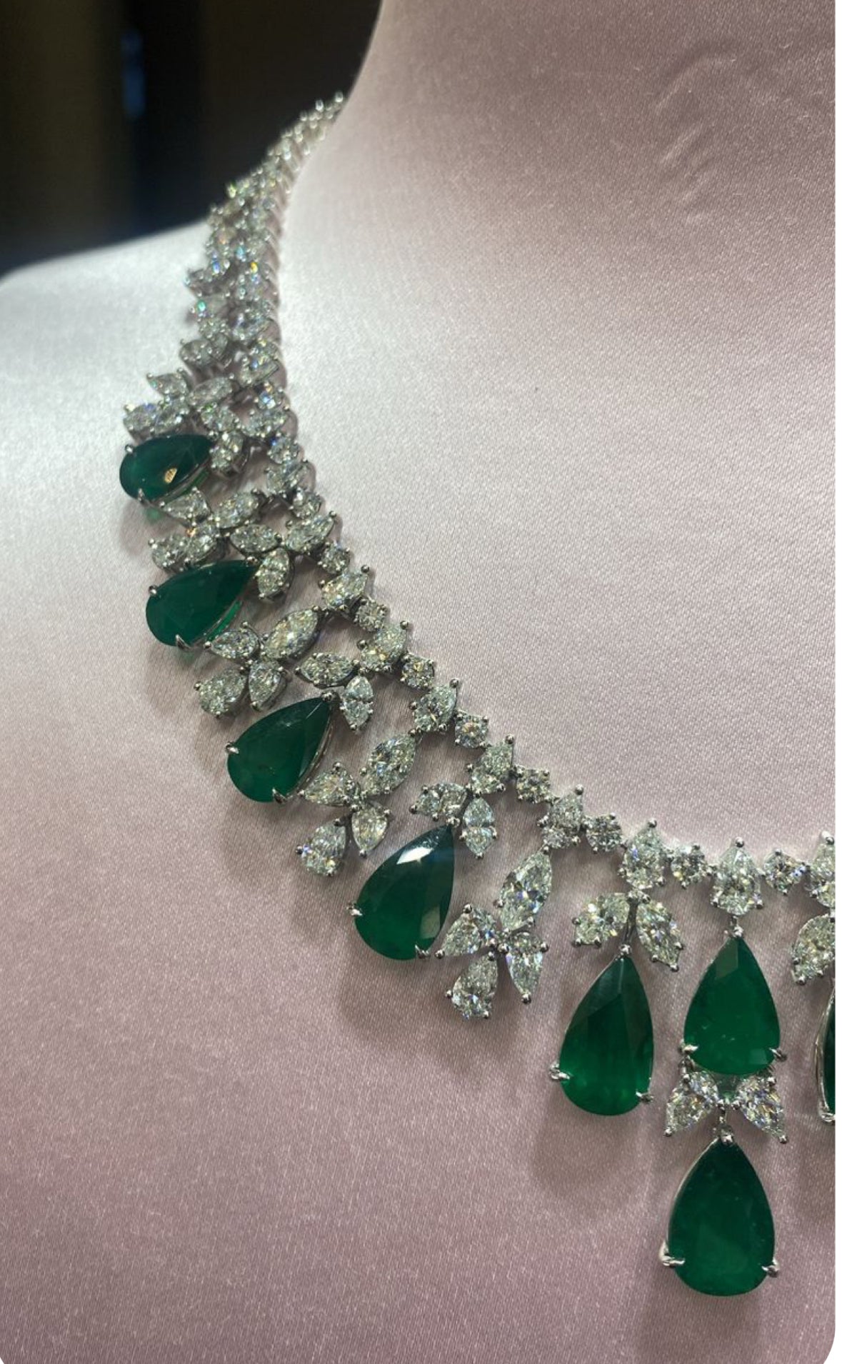 925 Silver Deora Emerald Swarovski Necklace - Amrrutam Jewellery
