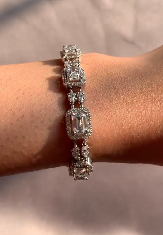 925 Silver Diamas Swarovski Bracelet - Amrrutam