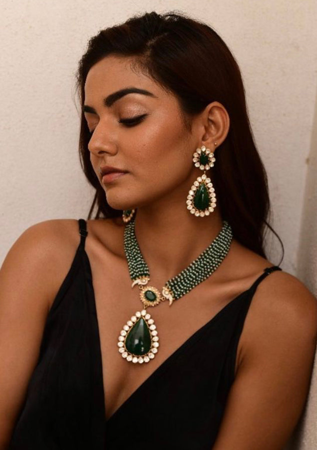 925 Silver Green Mohira Polki Necklace Set - Amrrutam