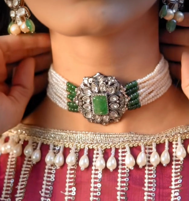 925 Silver Venitian Emerald And Uncut Diamond Choker Necklace - Amrrutam