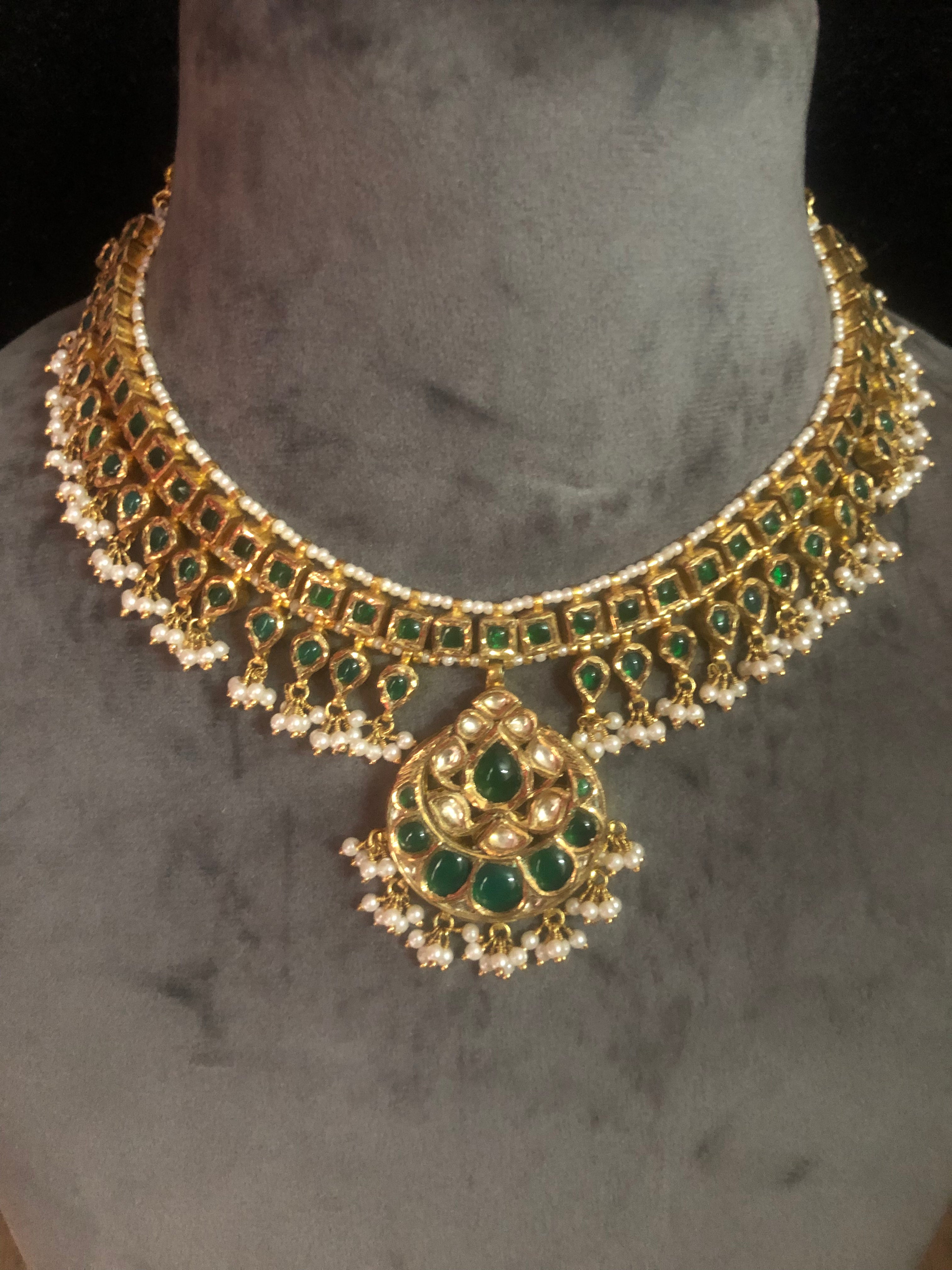 925 Silver Kavyani Polki Emerald Choker Necklace - Amrrutam Jewellery