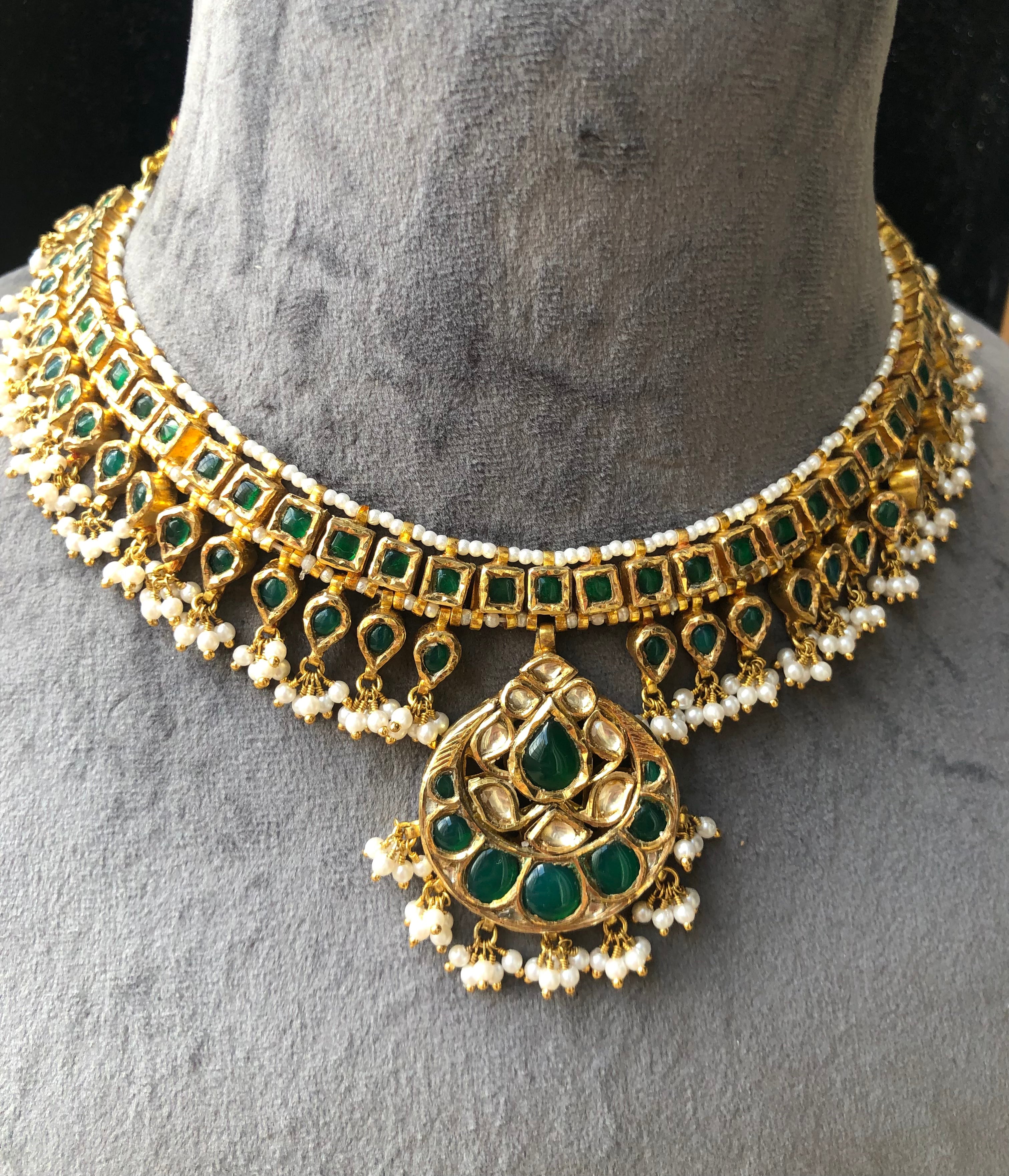 925 Silver Kavyani Polki Emerald Choker Necklace - Amrrutam Jewellery