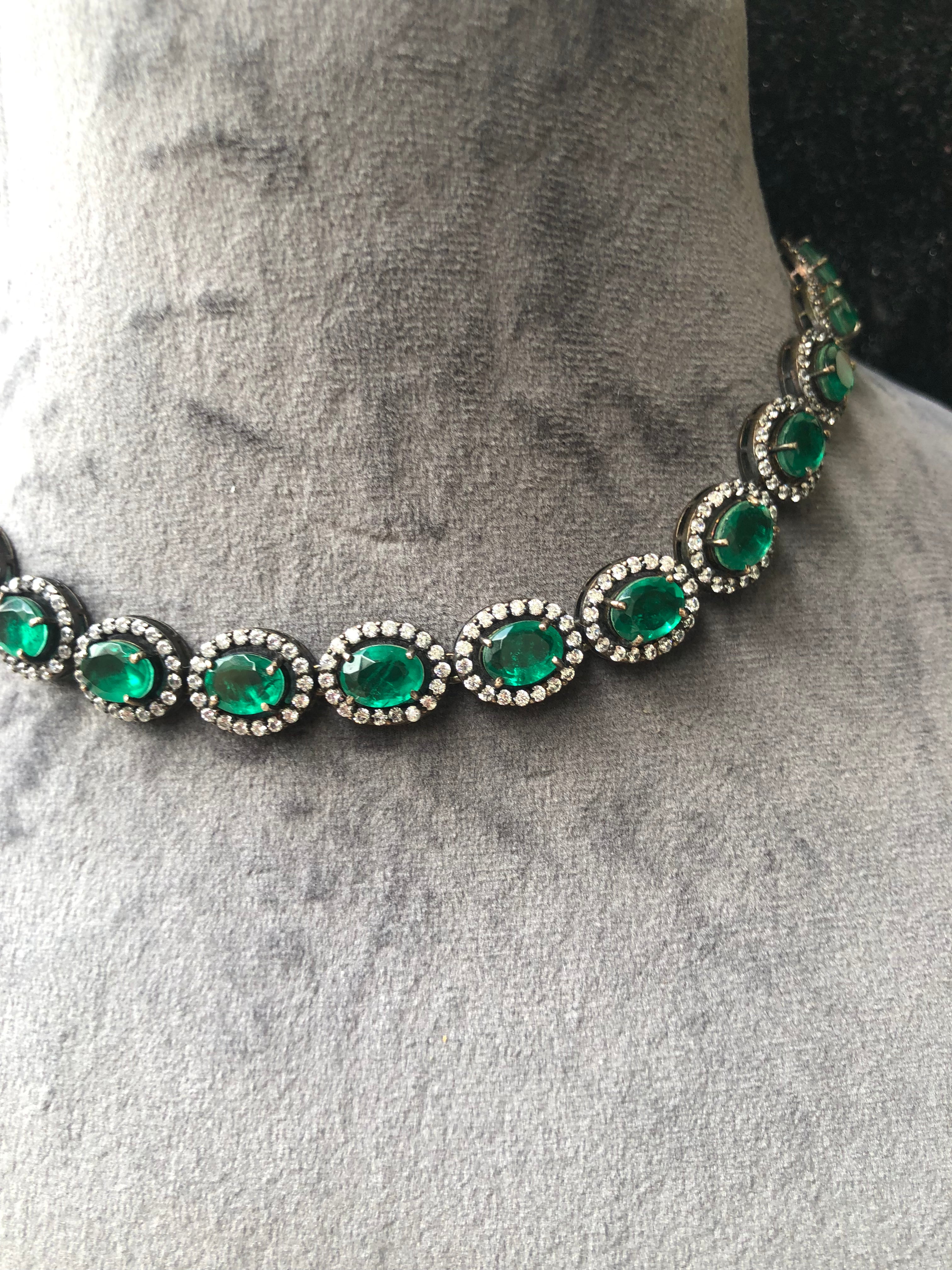 925 Silver Maahi Modern Emerald Necklace - Amrrutam Jewellery