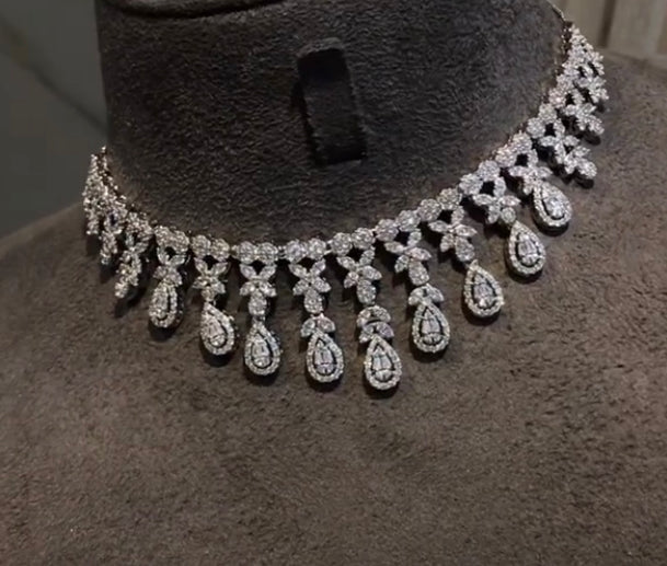 925 Silver Agatha Swarovski Necklace - Amrrutam 