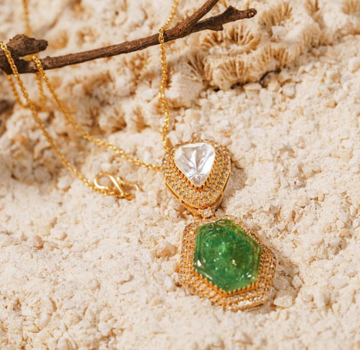 925 Silver Emerald Uncut Diamond Pendant Necklace - Amrrutam Jewellery