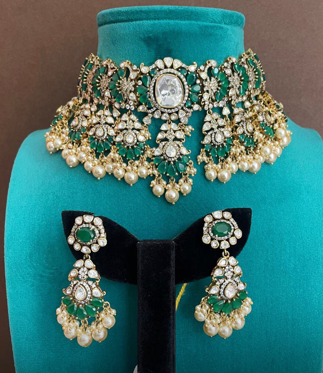 925 Silver Kadambini Victorian Emerald Necklace Set - Amrrutam Jewellery