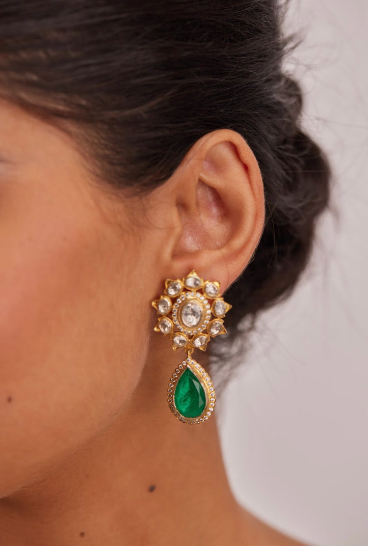 925 Silver Amaatra Emerald Drop Earring - Amrrutam 