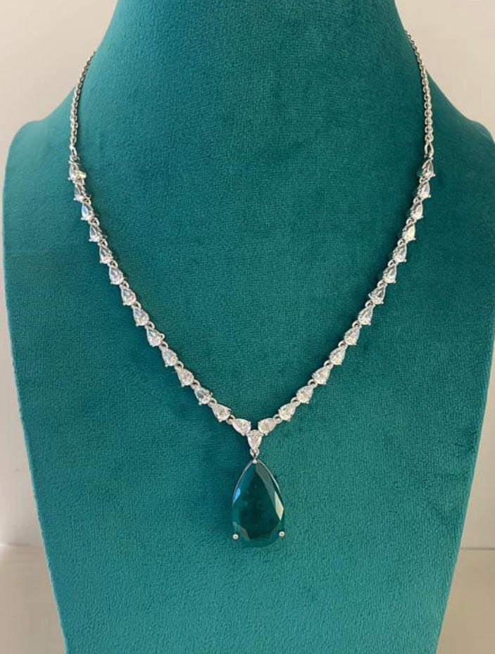 925 Silver Lisa Emerald CZ Necklace - Amrrutam 