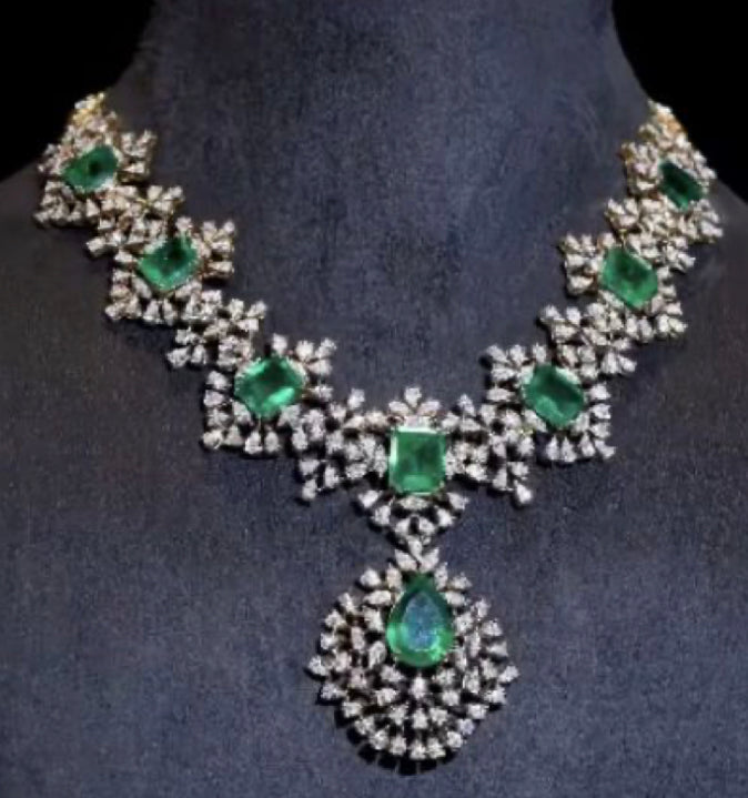 925 Silver Vienna Swarovski Emerald Necklace - Amrrutam Jewellery