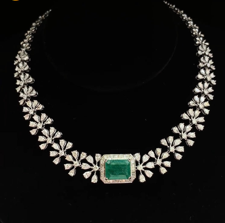 925 Silver Vienna Emerald Necklace - Amrrutam