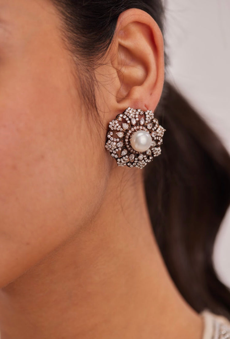 Designer freshwater pearl stud earrings in solid 925 sterling silver for women, perfect for everyday elegance.