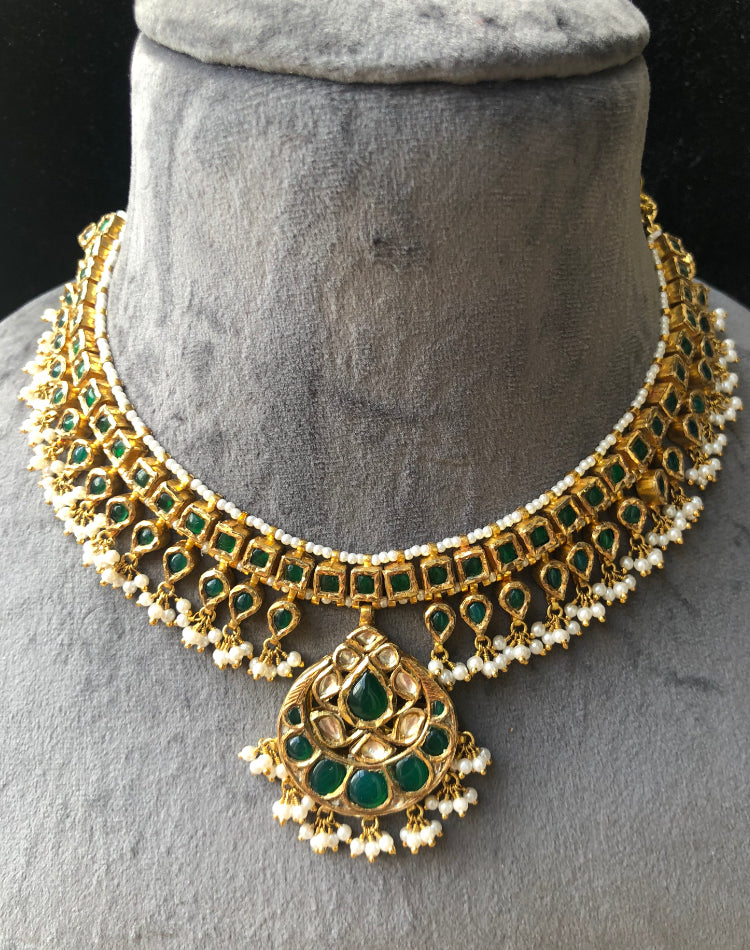 925 Silver Kavyani Polki Emerald Choker Necklace - Amrrutam Jewellery
