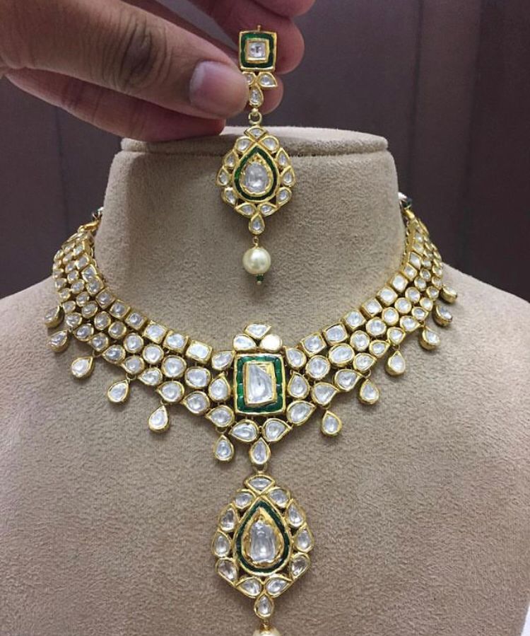 14K Gold Saranchi Polki Choker Necklace Set - Amrrutam