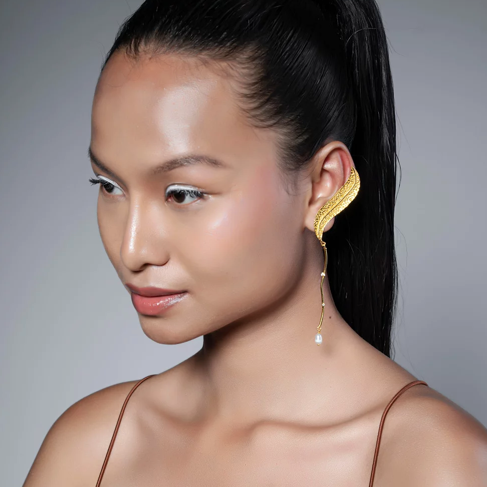 Golden Pearl Ear Cuff - Amrrutam