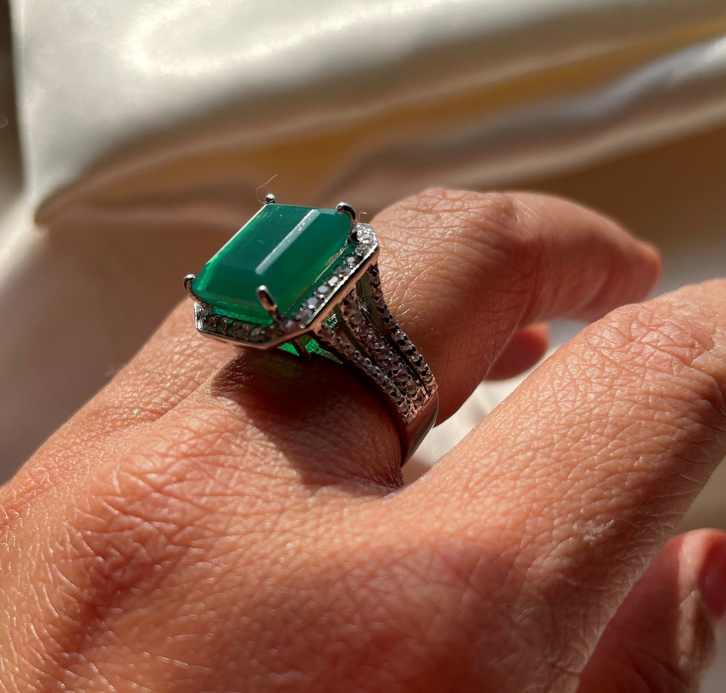 925 Silver Green Onyx Cocktail Ring - Amrrutam