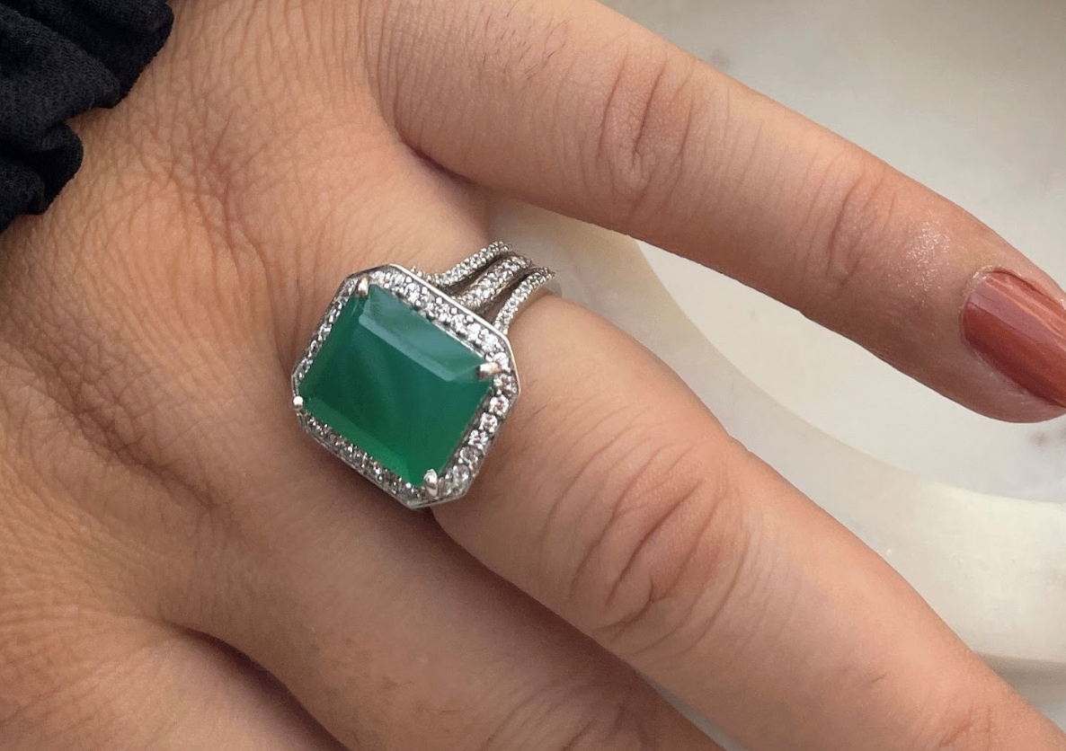 925 Silver Green Onyx Cocktail Ring - Amrrutam