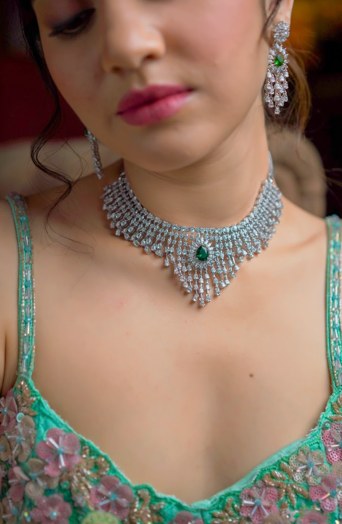 925 Silver Swarovski Emerald Necklace Set - Amrrutam