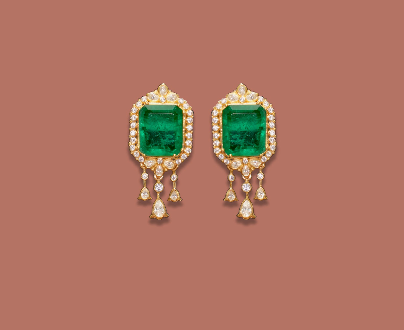 925 Silver Iris Emerald Necklace Set - Amrrutam