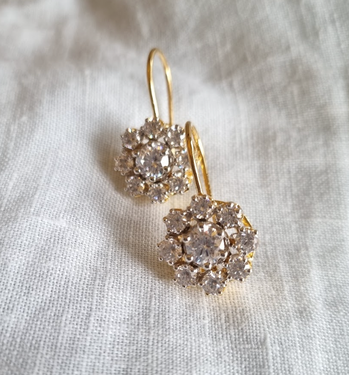 925 Silver CZ Floral Drop Earring - Amrrutam