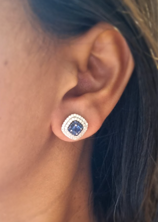 925 Silver Sapphire Stud Earring - Amrrutam