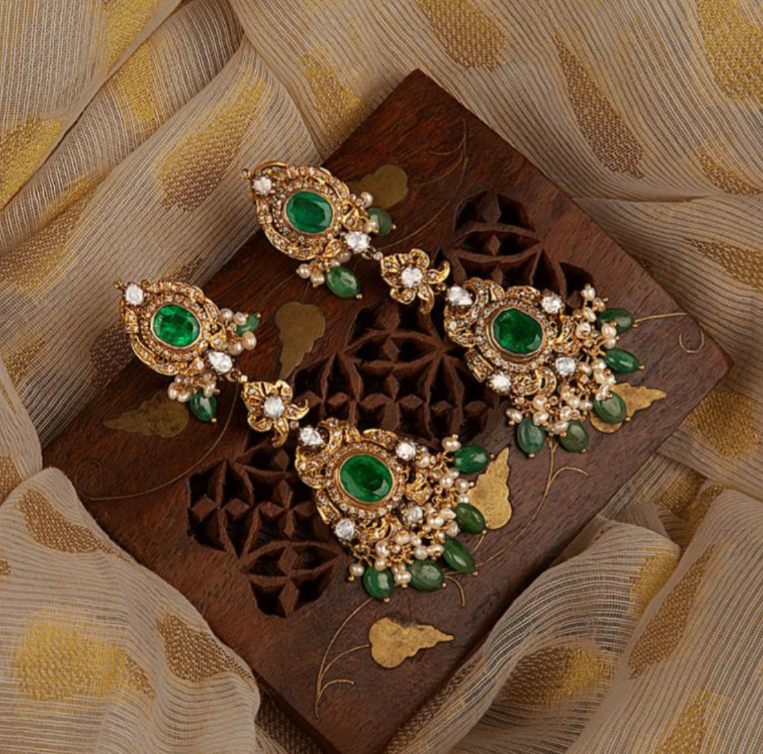 925 Silver Bergari Victorian Emerald Drop Earring - Amrrutam
