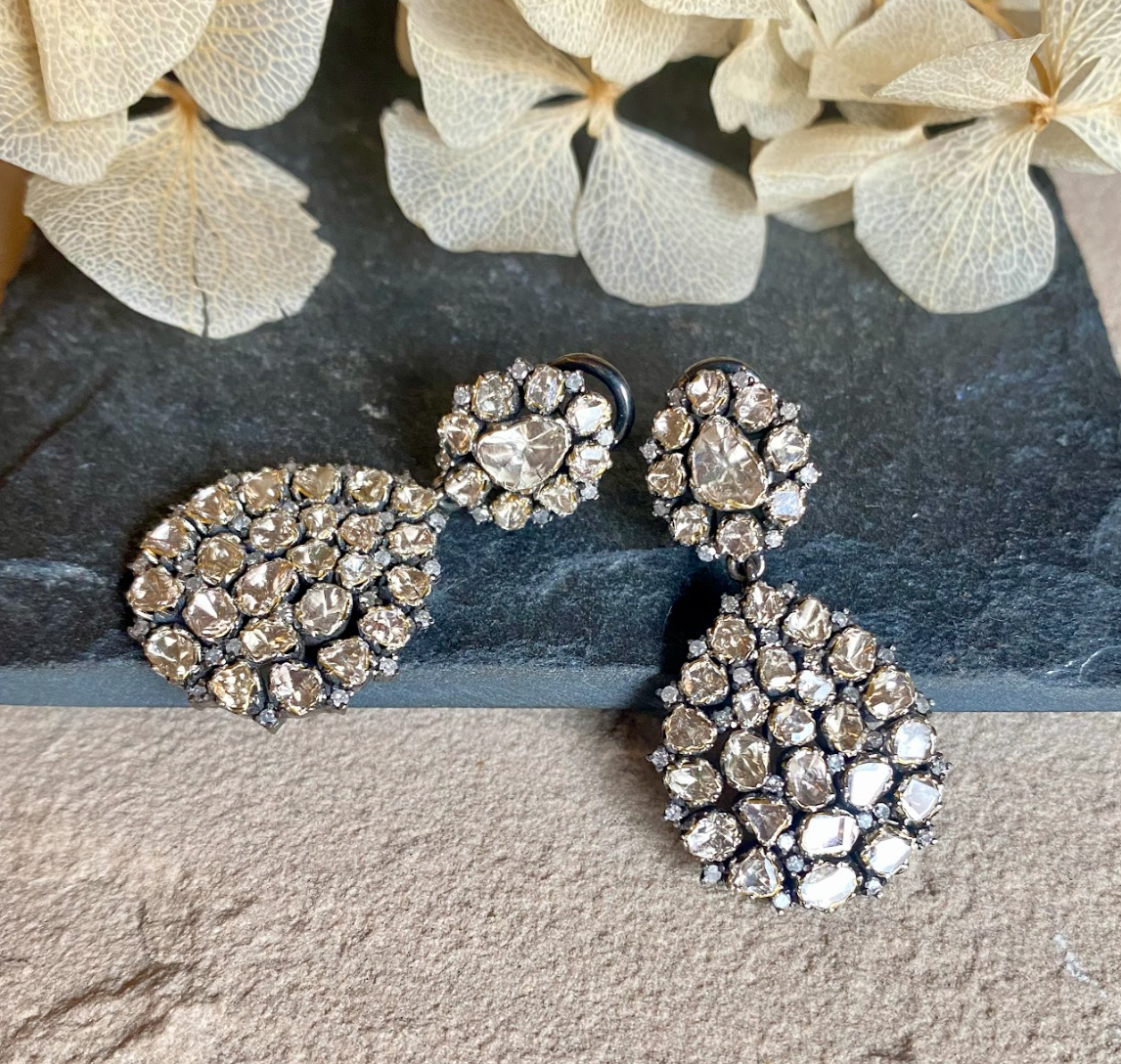 925 Silver Vintage Twilight Lotus Uncut Diamond Earrings - Amrrutam