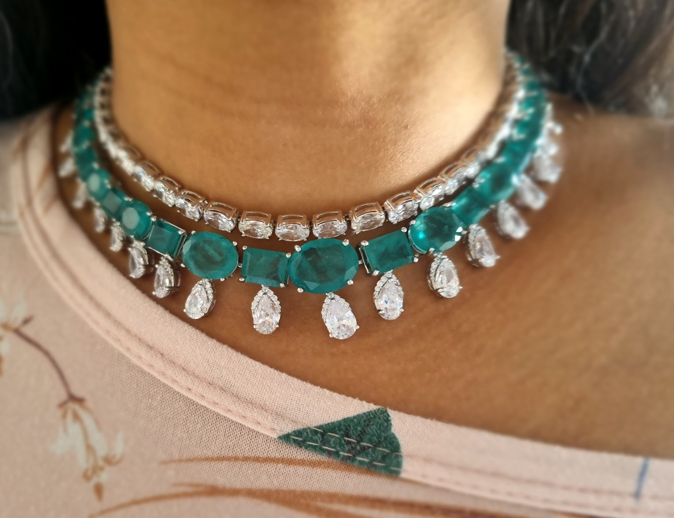 925 Silver Statement Emerald Choker Necklace - Amrrutam