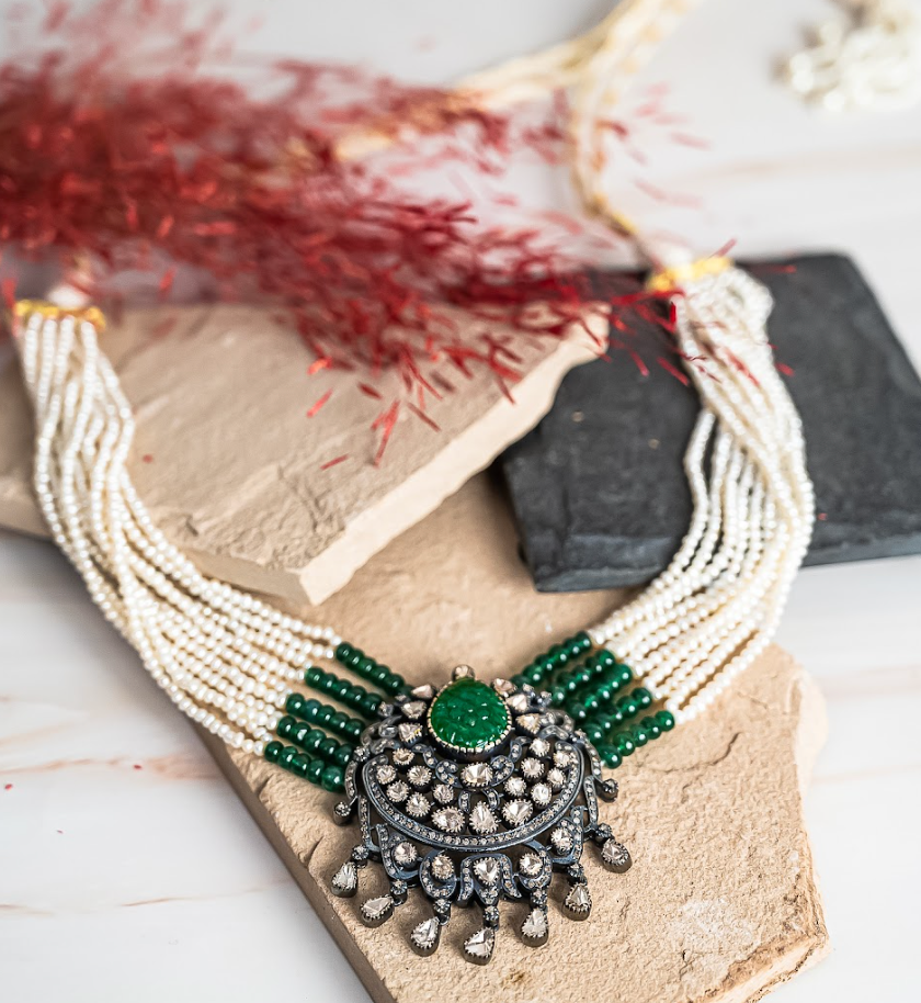 925 Silver Empress Zambian Emerald And Uncut Diamond Choker Necklace Set - Amrrutam