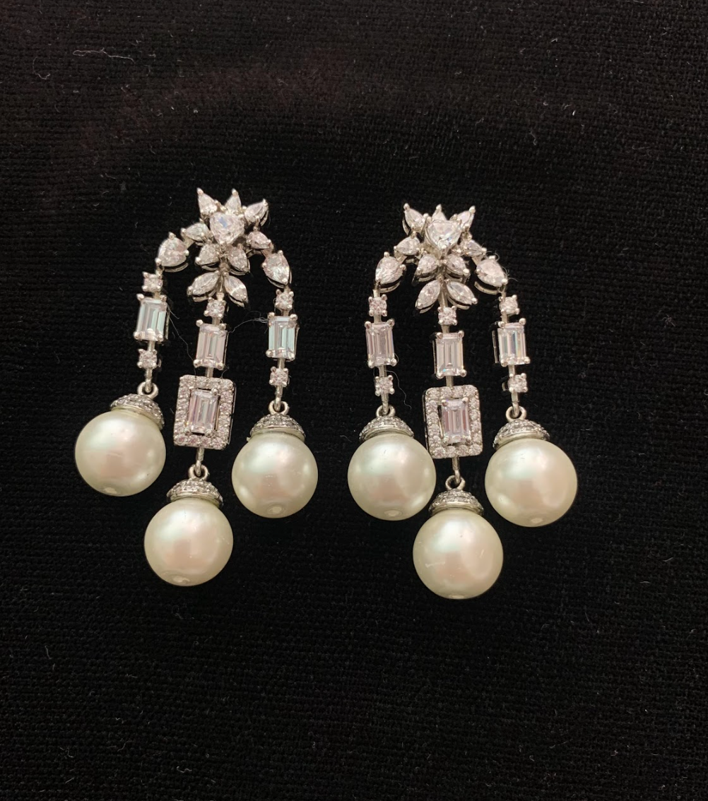925 Silver Stylish Swarovski Pearl Earrings - Amrrutam