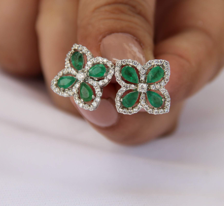 925 Silver Natural Emerald Stud Earrings - Amrrutam Jewellery