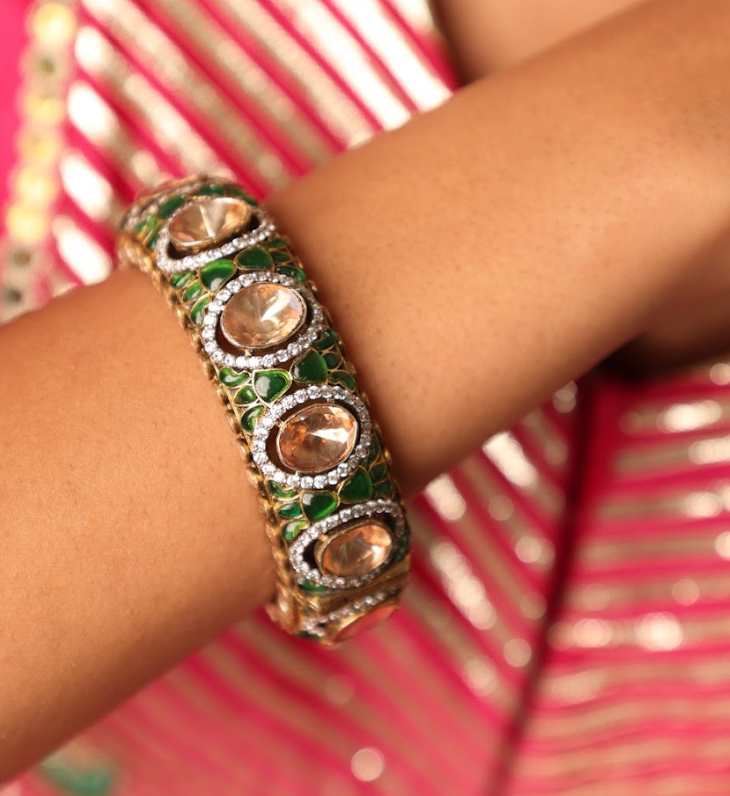 925 Silver Bavara Polki Emerald Bangle - Amrrutam 