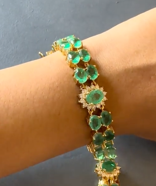 925 Silver Iris Emerald CZ Bracelet - Amrrutam 