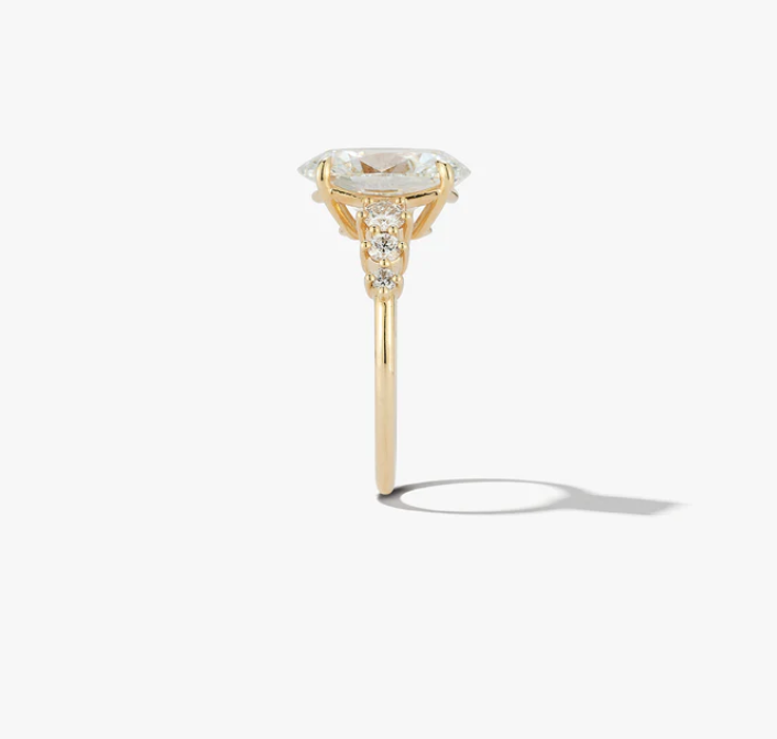 14K Gold Thaliya CVD Diamond Ring - Amrrutam 