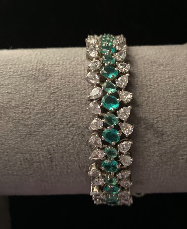 925 Silver Swarovski Tiara Green Bracelet - Amrrutam Jewellery