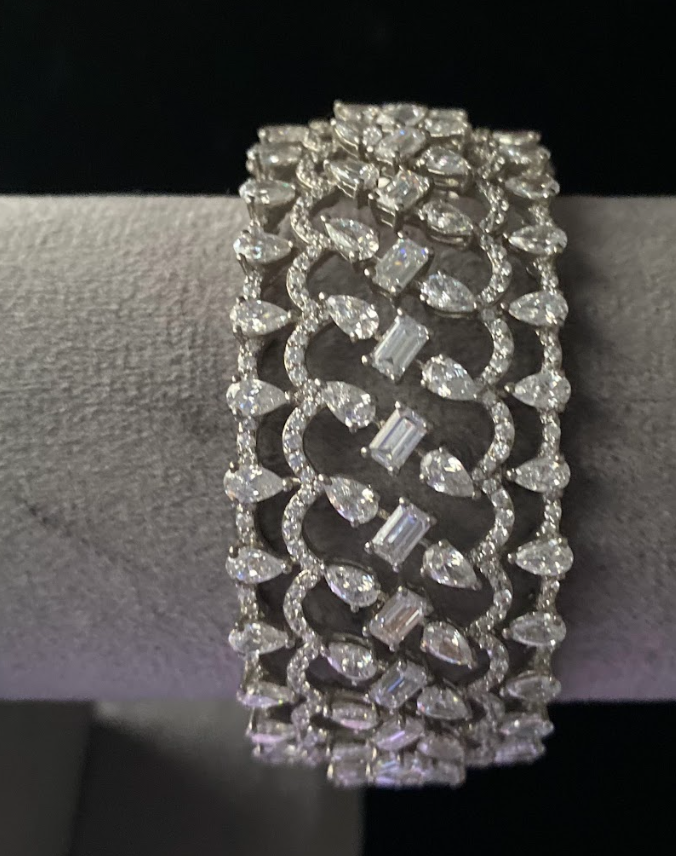 925 Silver Swarovski Suzanna Bangle - Amrrutam Jewellery