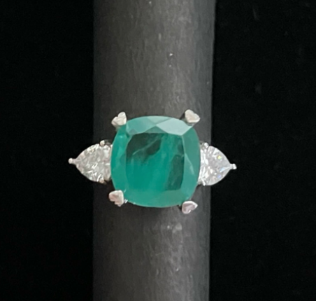 925 Silver Palash Emerald CZ Ring - Amrrutam Jewellery