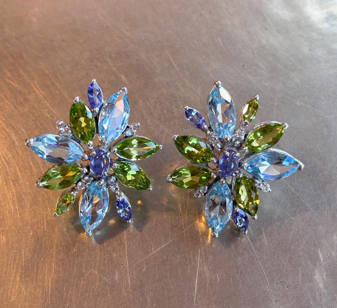 925 Silver Blue Lily Stud Earring - Amrrutam Jewellery